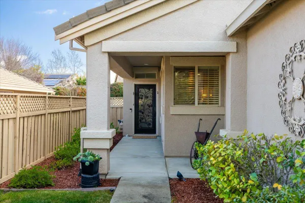 Property Slideshow image 3 of 27 | 425 hopkins ct, Lincoln, CA, 95648