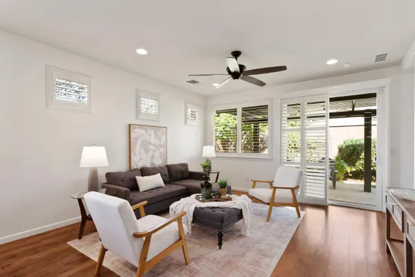 Property Slideshow image 3 of 53 | 7925 peak forest way, Elk Grove, CA, 95757