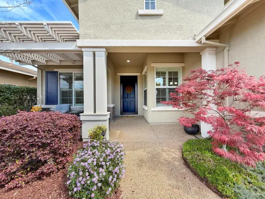 Property Slideshow image 2 of 37 | 285 sawmill ln, Lincoln, CA, 95648