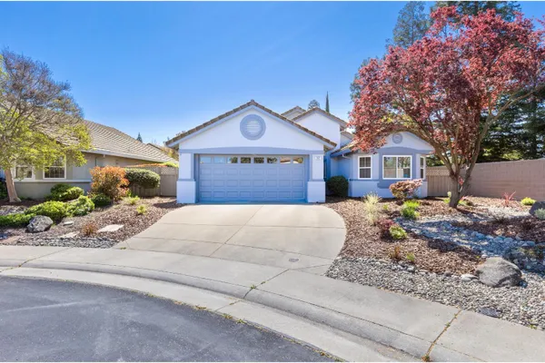 Property Slideshow image 2 of 44 | 265 snowy river ct, Roseville, CA, 95747