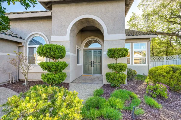 Property Slideshow image 3 of 50 | 6432 buckskin ln, Roseville, CA, 95747