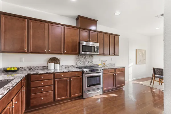 Property Slideshow image 3 of 48 | 9984 westminister, Elk Grove, CA, 95757