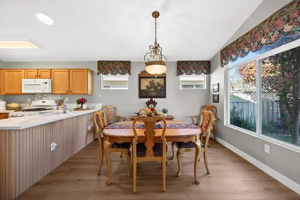 Property Slideshow image 3 of 21 | 7677 timberrose way, Roseville, CA, 95747