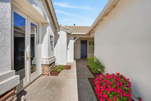 Property Slideshow image 3 of 44 | 1266 hillhaven ln, Lincoln, CA, 95648