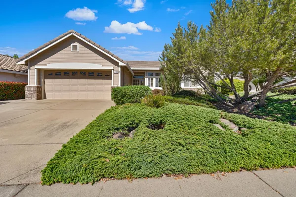 Property Slideshow image 2 of 65 | 7133 secret garden loop, Roseville, CA, 95747