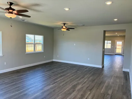 Property Slideshow image 3 of 5 | 929 norman rd, Galt, CA, 95632