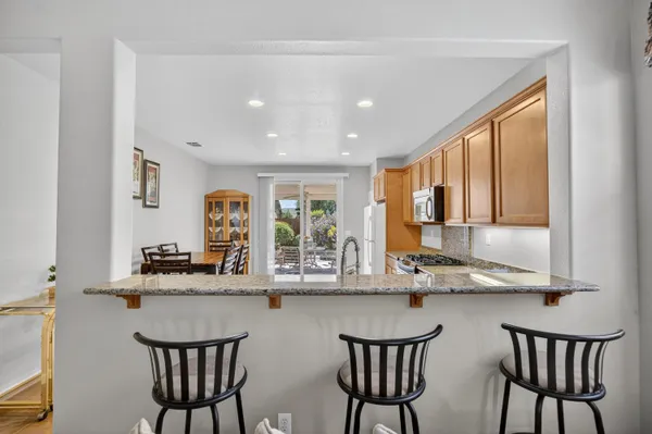 Property Slideshow image 3 of 58 | 7540 abbey cir, Elk Grove, CA, 95757