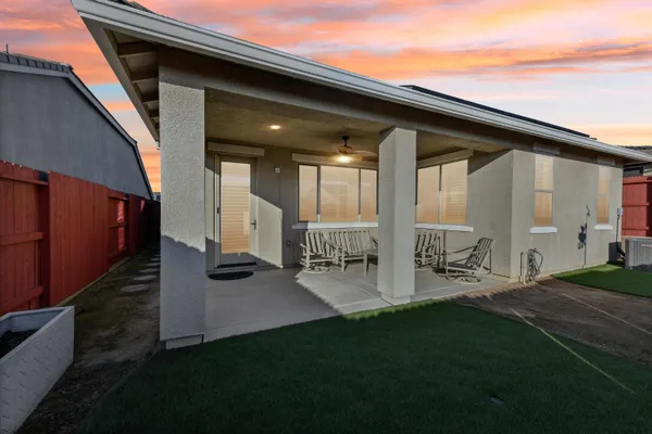 Property Slideshow image 3 of 38 | 8536 avelin pl, El Dorado Hills, CA, 95762