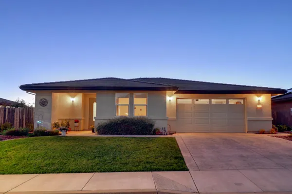 Property Slideshow image 2 of 82 | 2126 thomas dr, Jackson, CA, 95642