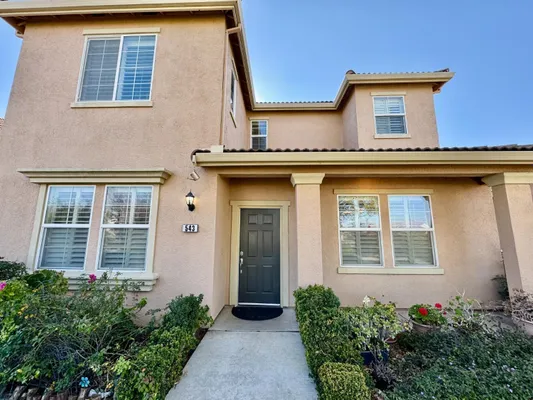 Property Slideshow image 2 of 20 | 543 machado st, Los Banos, CA, 93635