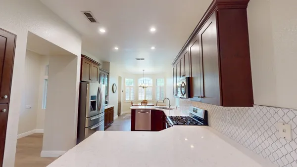 Property Slideshow image 2 of 34 | 7632 summertime ln, Roseville, CA, 95747