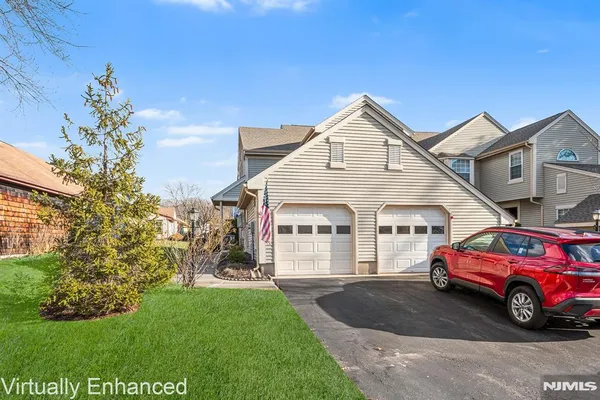 Property Slideshow image 2 of 47 | 11 rothwell dr 11d, Jamesburg, NJ, 08831