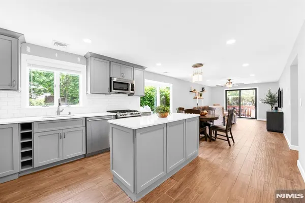 Property Slideshow image 2 of 23 | 136 changebridge rd j7, Montville Township, NJ, 07045