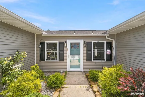 Property Slideshow image 3 of 37 | 20 le lamentin, Berkeley, NJ, 08757
