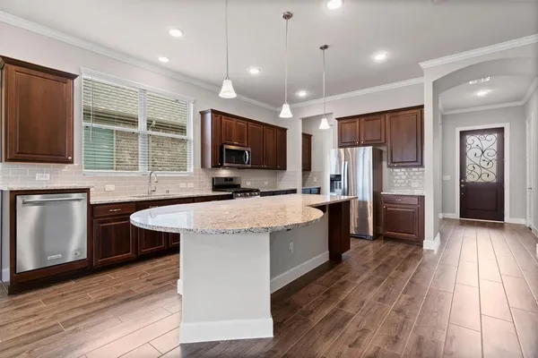 Property Slideshow image 3 of 47 | 128 wild wick way, Spring, TX, 77382