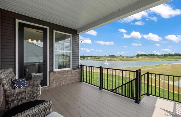 Property Slideshow image 2 of 18 | 1557 firefly trl, Milfordchartertownship_oakland, MI, 48381