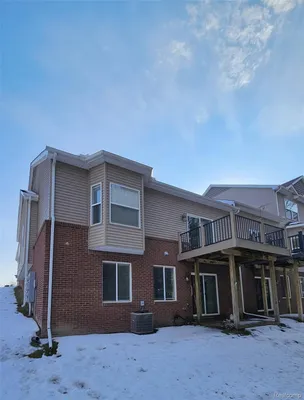 Property Slideshow image 3 of 53 | 3059 bridgewater rd, Auburn Hills, MI, 48326