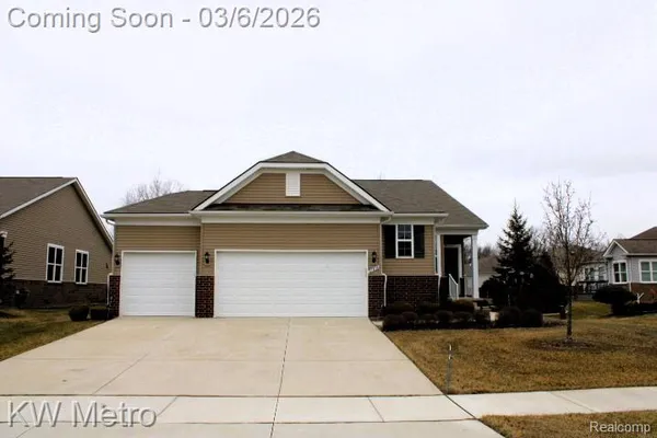 Property Slideshow image 3 of 4 | 27134 manistee ln, Brownstownchartertownship_wayne, MI, 48134