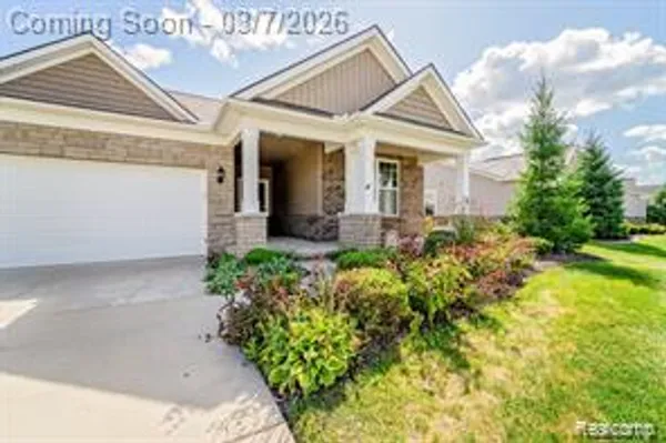 Property Slideshow image 3 of 59 | 24279 walloon way, Brownstownchartertownship_wayne, MI, 48134