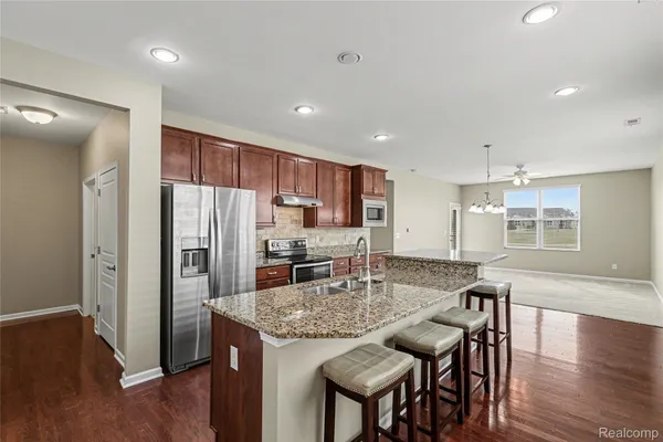 Property Slideshow image 2 of 26 | 9444 saint andrews dr, Grandblancchartertownship_genesee, MI, 48439