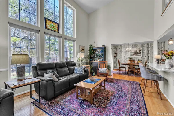 Property Slideshow image 2 of 37 | 3973 ravensfield dr 13, Cantonchartertownship_wayne, MI, 48188