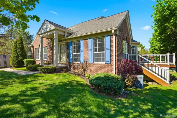 Property Slideshow image 3 of 54 | 49118 hawksburry rd, Cantonchartertownship_wayne, MI, 48188