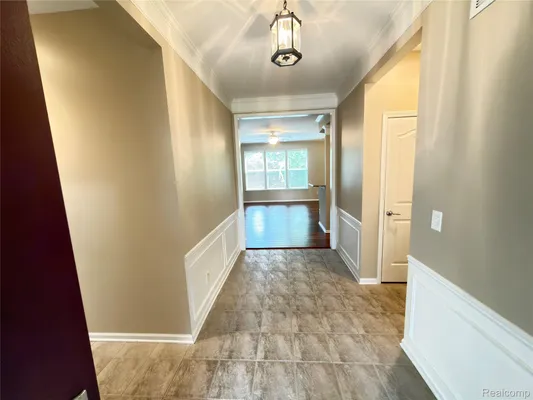 Property Slideshow image 3 of 33 | 24600 grand traverse ave, Brownstownchartertownship_wayne, MI, 48134