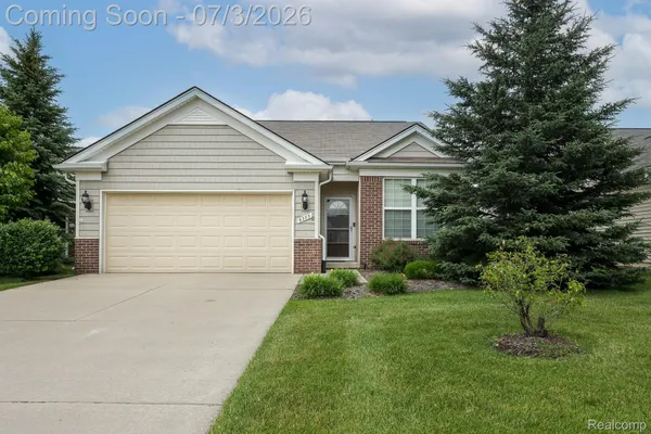 Property Slideshow image 2 of 20 | 9385 sand hill dr, Grandblancchartertownship_genesee, MI, 48439
