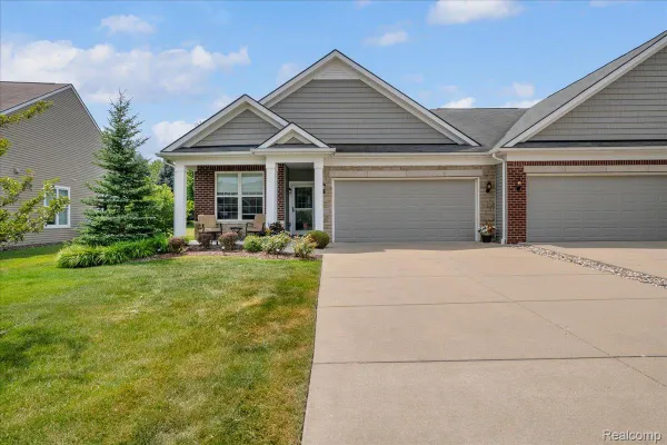 Property Slideshow image 2 of 48 | 6394 prairie dunes dr, Grandblancchartertownship_genesee, MI, 48439