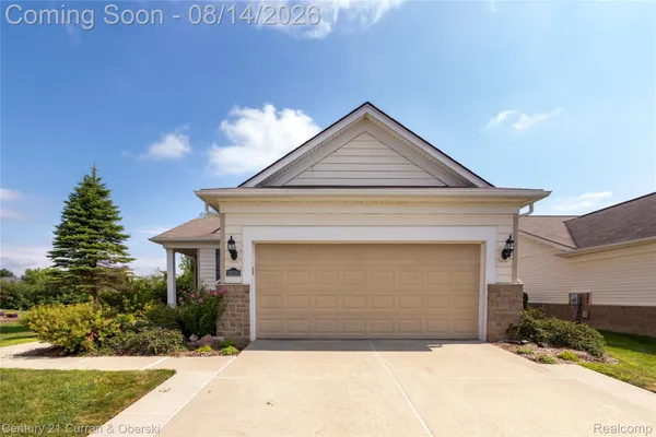 Property Slideshow image 3 of 49 | 26335 rock lake ct, Brownstownchartertownship_wayne, MI, 48134