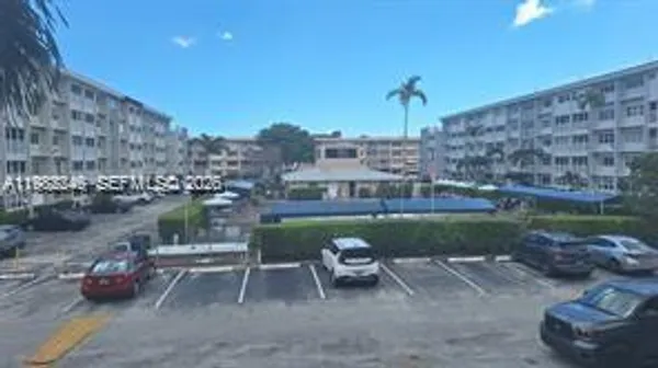 Property Slideshow image 3 of 27 | 215 se 3rd ave 101a, Hallandale Beach, FL, 33009