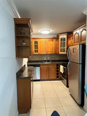 Property Slideshow image 3 of 21 | 13250 sw 7th ct 114l, Pembroke Pines, FL, 33027