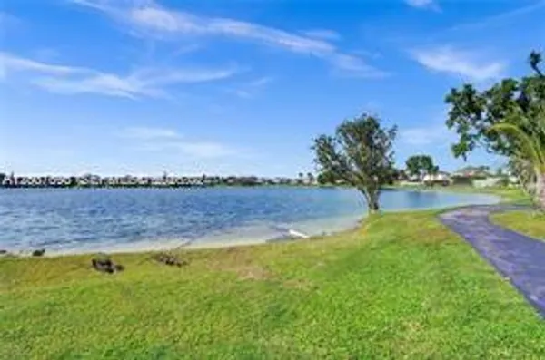 Property Slideshow image 2 of 16 | 1401 sw 134th way 212c, Pembroke Pines, FL, 33027