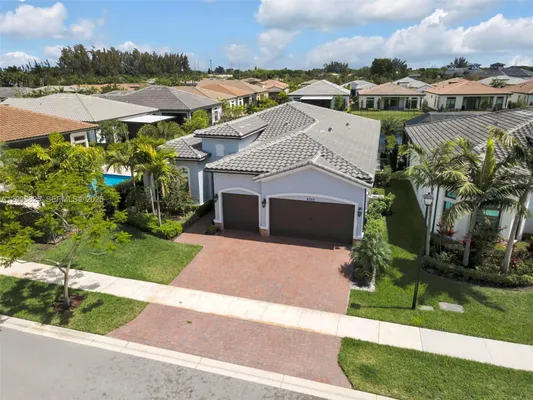 Property Slideshow image 2 of 52 | 8022 deer lake ct, Parkland, FL, 33067