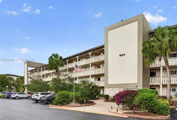 Property Slideshow image 2 of 37 | 1803 eleuthera pt c4, Coconut Creek, FL, 33066