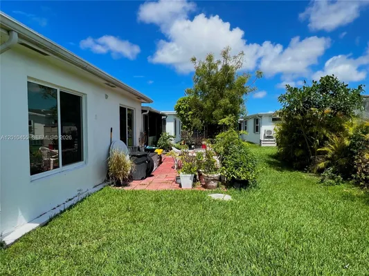 Property Slideshow image 3 of 15 | 6800 nw 15th st, Margate, FL, 33063