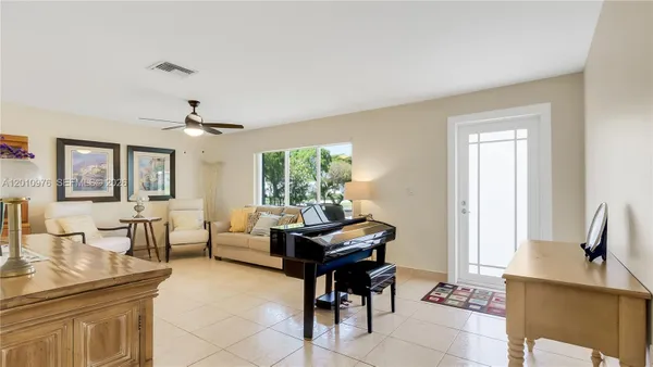 Property Slideshow image 3 of 34 | 1621 nw 85th way, Plantation, FL, 33322