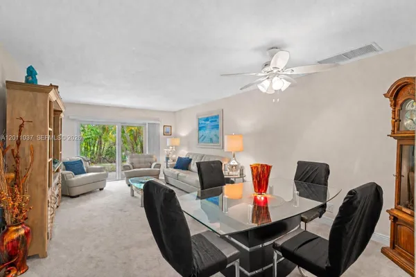 Property Slideshow image 3 of 27 | 8887 bella vista dr 8887, Boca Raton, FL, 33433