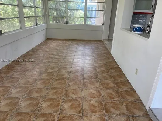 Property Slideshow image 2 of 12 | 4501 mainland dr, Tamarac, FL, 33319