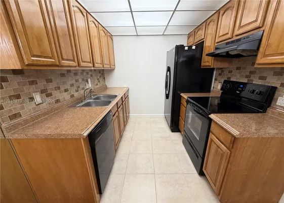 Property Slideshow image 3 of 18 | 2404 antigua cir h1, Coconut Creek, FL, 33066