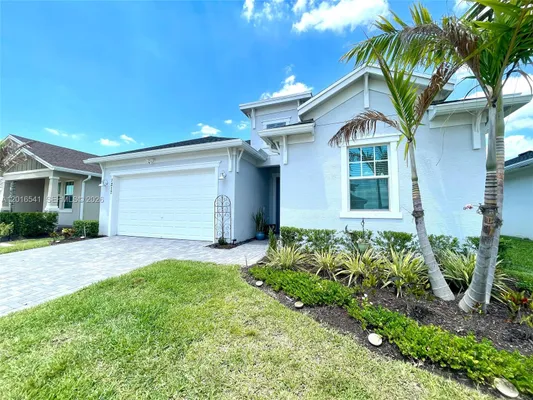 Property Slideshow image 3 of 34 | 1217 se crosswood way, Port St. Lucie, FL, 34984