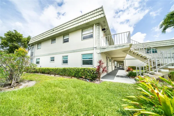 Property Slideshow image 3 of 46 | 145 brittany d 145 145, Delray Beach, FL, 33446