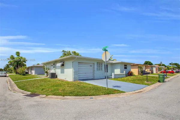 Property Slideshow image 3 of 27 | 7005 nw 11th ct, Margate, FL, 33063
