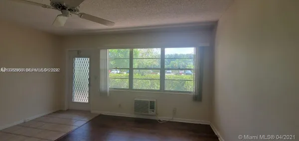 Property Slideshow image 3 of 7 | 385 fanshaw j j, Boca Raton, FL, 33434