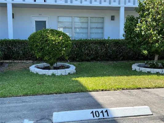 Property Slideshow image 2 of 29 | 1011 ellesmere a 1011 1011, Deerfield Beach, FL, 33442