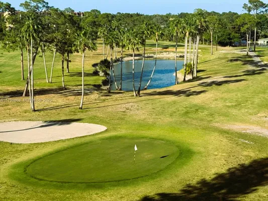 Property Slideshow image 3 of 31 | 3836 via poinciana 604 604, Lake Worth, FL, 33467