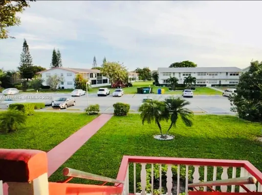 Property Slideshow image 3 of 9 | 130 camden f f, West Palm Beach, FL, 33417