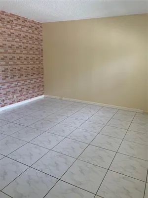 Property Slideshow image 2 of 15 | 2405 antigua cir h1, Coconut Creek, FL, 33066