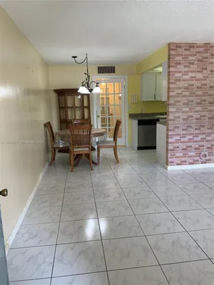 Property Slideshow image 3 of 15 | 2405 antigua cir h1, Coconut Creek, FL, 33066
