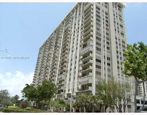 Property Slideshow image 2 of 20 | 1201 s ocean dr 2404s, Hollywood, FL, 33019